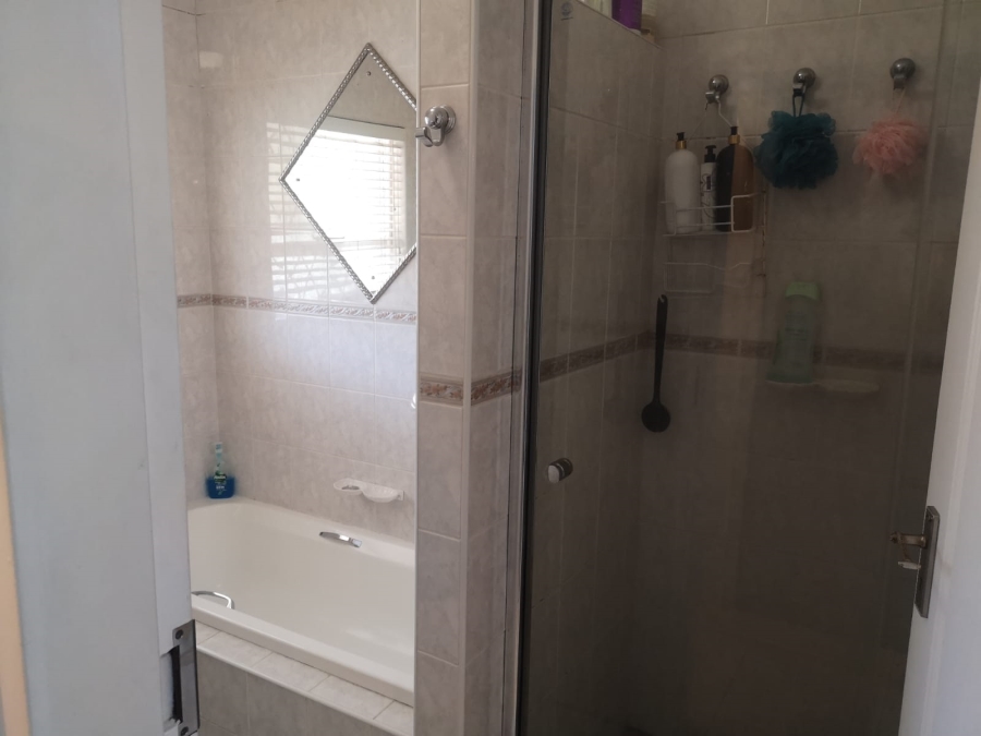 3 Bedroom Property for Sale in Manor Heights Eastern Cape